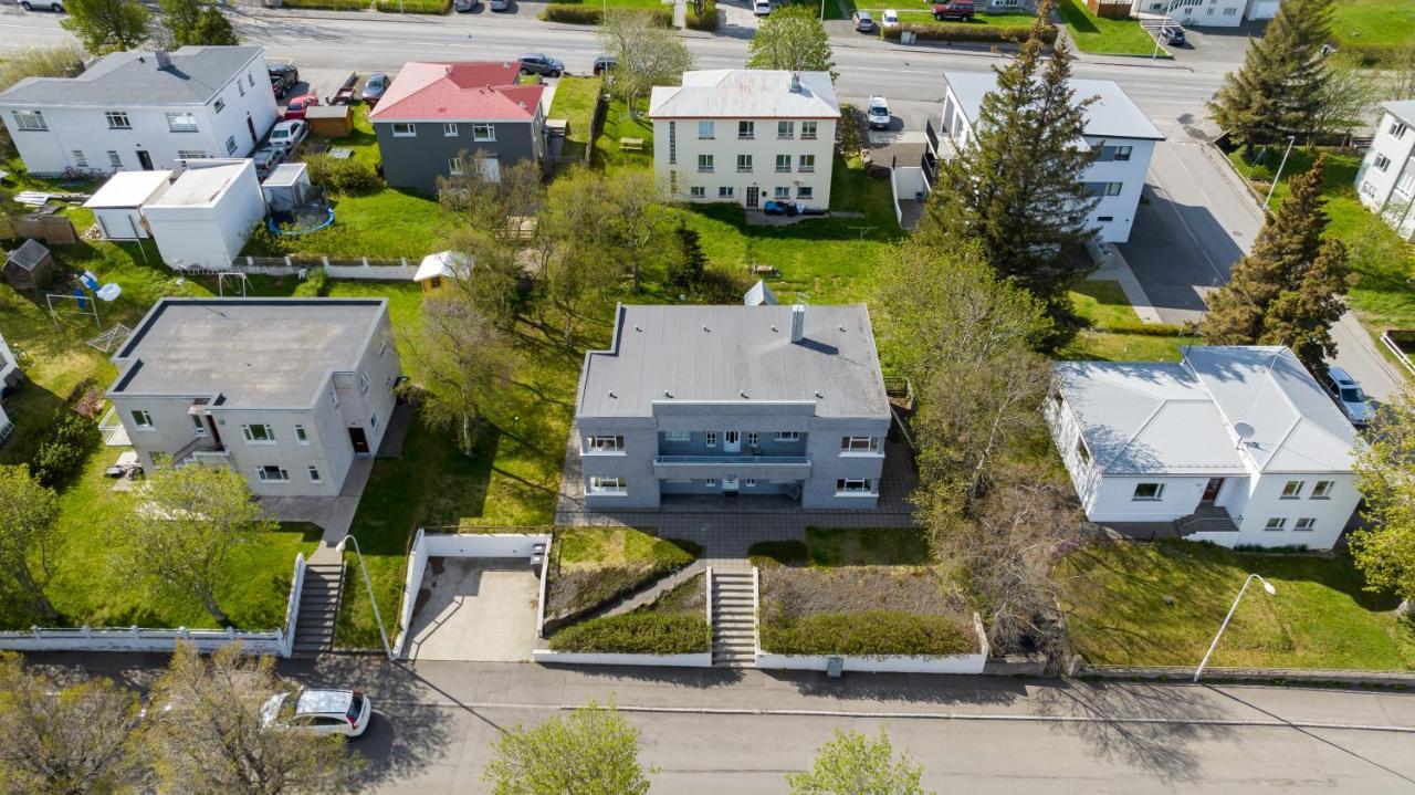 Guesthouse Akureyri - Apartments Near Down Town Exterior photo
